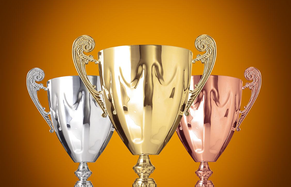 我承认，这一刻我心动了 | 当铝制奖杯遇